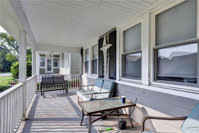 135 Pochin PL, Hampton, VA 23661