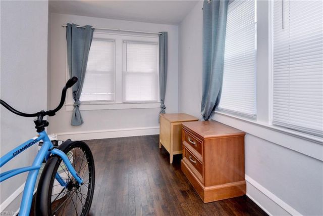 135 Pochin PL, Hampton, VA 23661