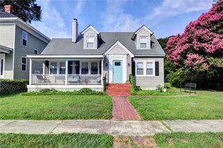 135 Pochin PL, Hampton, VA 23661