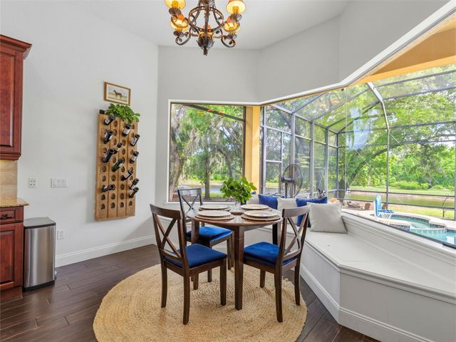 6121 AVOCETRIDGE DRIVE, Lithia, FL 33547