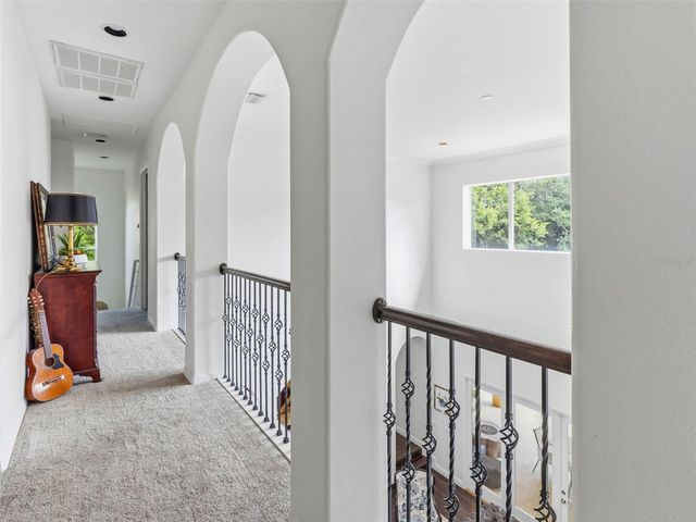 6121 AVOCETRIDGE DRIVE, Lithia, FL 33547