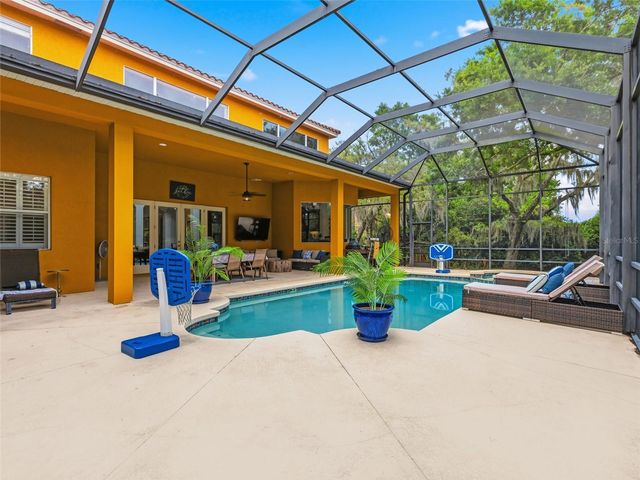 6121 AVOCETRIDGE DRIVE, Lithia, FL 33547