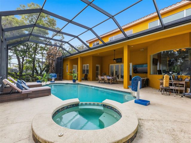 6121 AVOCETRIDGE DRIVE, Lithia, FL 33547