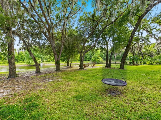 6121 AVOCETRIDGE DRIVE, Lithia, FL 33547