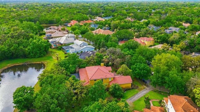 6121 AVOCETRIDGE DRIVE, Lithia, FL 33547