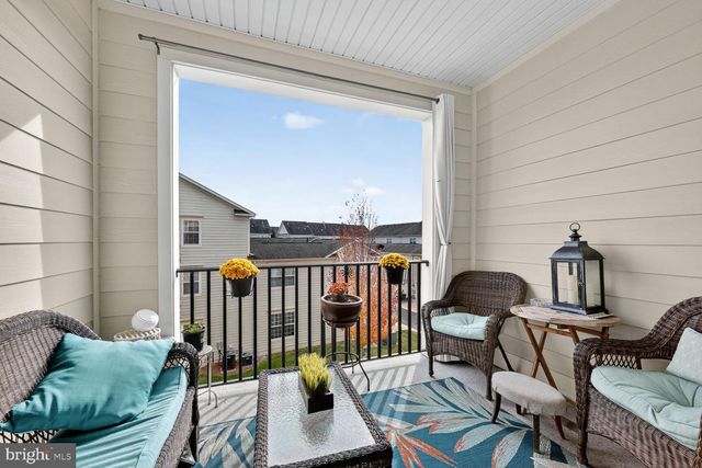 43669 MCDOWELL SQ, Leesburg, VA 20176