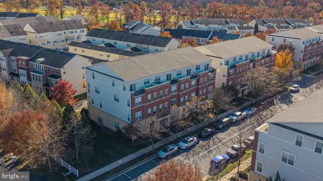 43669 MCDOWELL SQ, Leesburg, VA 20176