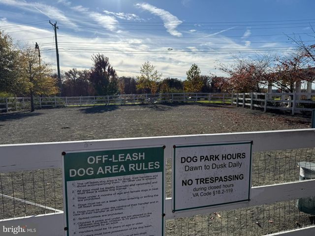 43669 MCDOWELL SQ, Leesburg, VA 20176