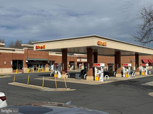 43669 MCDOWELL SQ, Leesburg, VA 20176