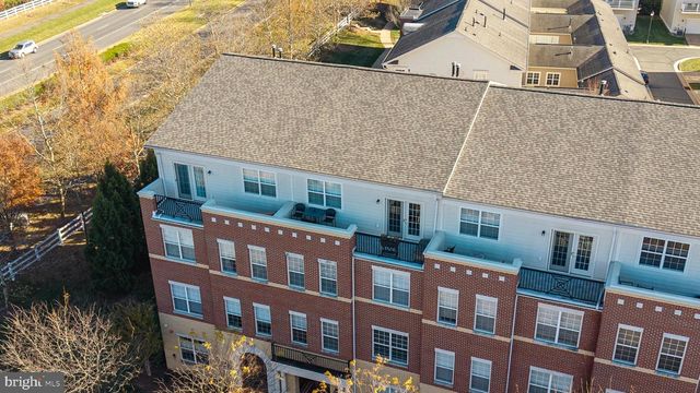 43669 MCDOWELL SQ, Leesburg, VA 20176