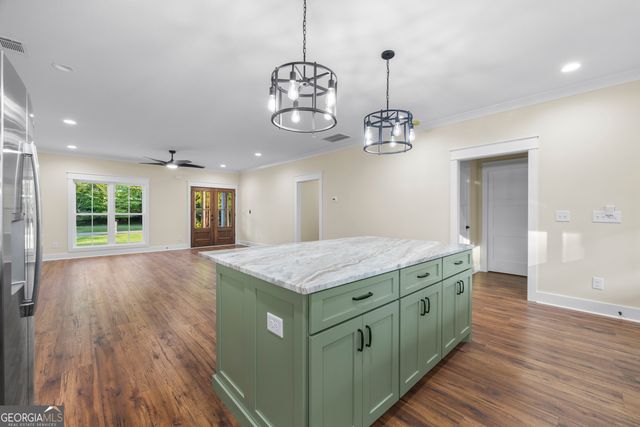 39 Virginia Street, Lavonia, GA 30553