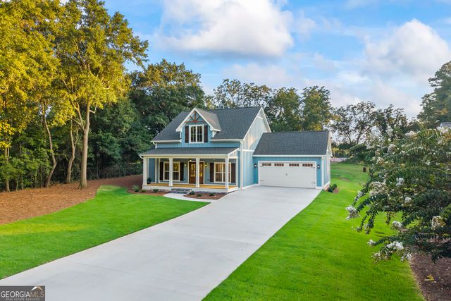 39 Virginia Street, Lavonia, GA 30553