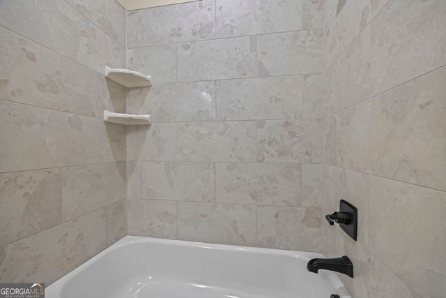 39 Virginia Street, Lavonia, GA 30553