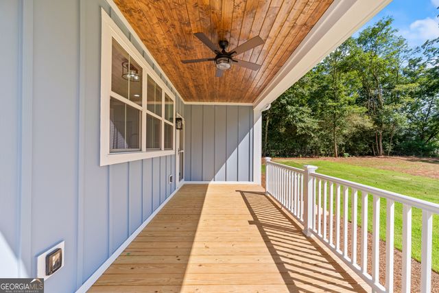39 Virginia Street, Lavonia, GA 30553