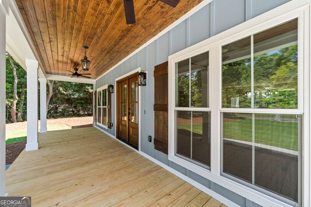 39 Virginia Street, Lavonia, GA 30553