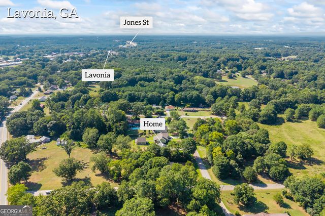 39 Virginia Street, Lavonia, GA 30553