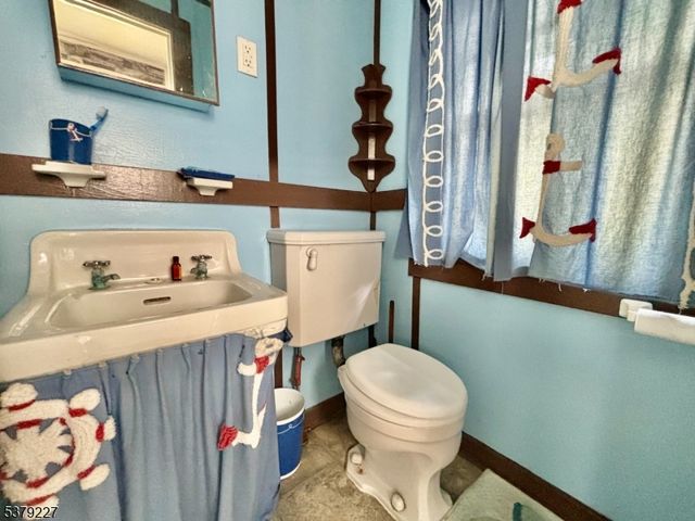 22 Raccoon Island Rd, Jefferson Twp., NJ 07849