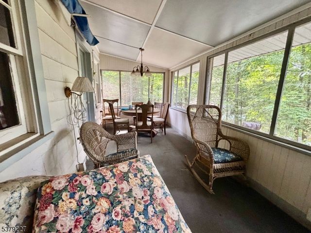 22 Raccoon Island Rd, Jefferson Twp., NJ 07849