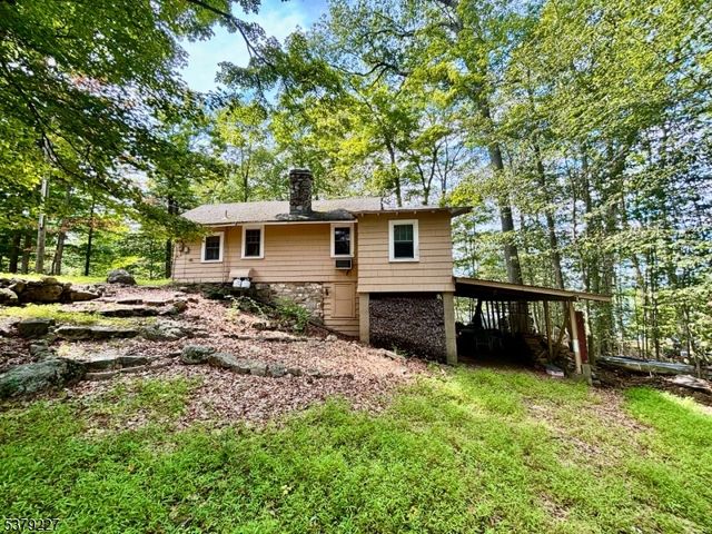 22 Raccoon Island Rd, Jefferson Twp., NJ 07849