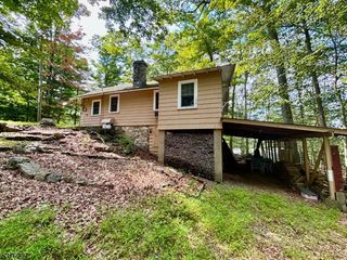 22 Raccoon Island Rd, Jefferson Twp., NJ 07849