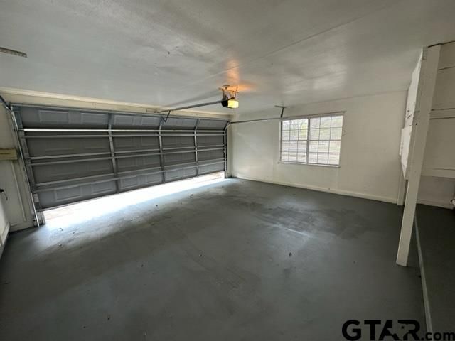 1401 Kensington Dr, Tyler, TX 75703