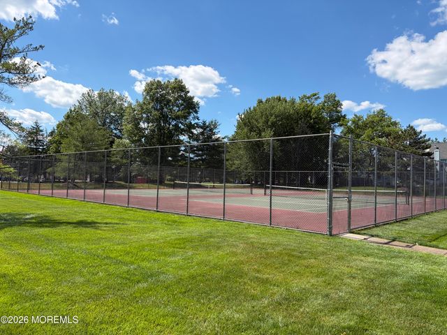 15 Stowe Court, Freehold, NJ 07728