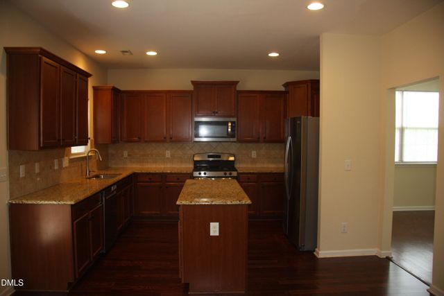 549 Mesquite Ridge Place, Cary, NC 27519