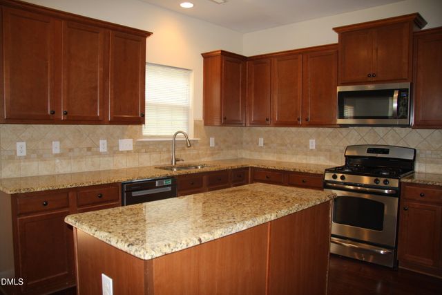 549 Mesquite Ridge Place, Cary, NC 27519