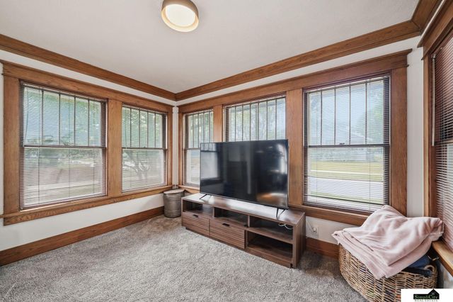2638 Sumner Street, Lincoln, NE 68502