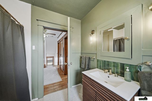 2638 Sumner Street, Lincoln, NE 68502
