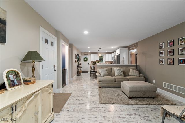 273 E Boyer Street, Wadsworth, OH 44281