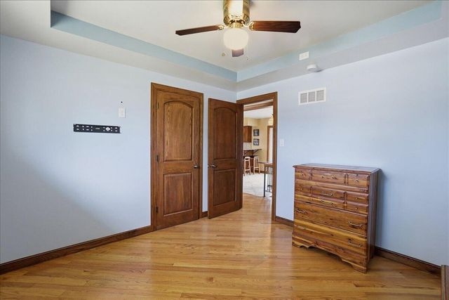 9937 Delaware Place, Highland, IN 46322