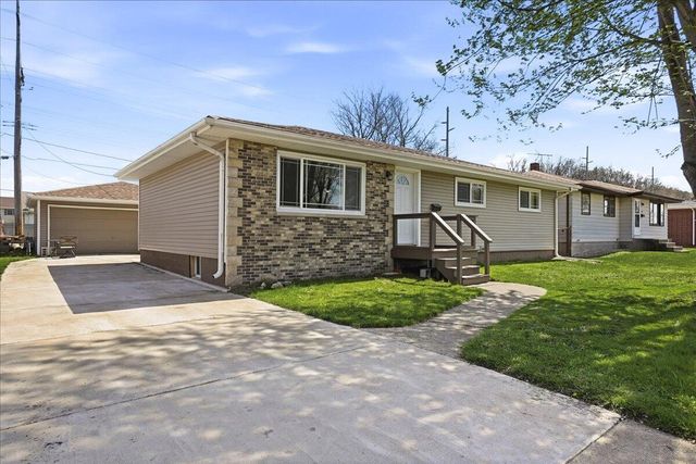 9937 Delaware Place, Highland, IN 46322