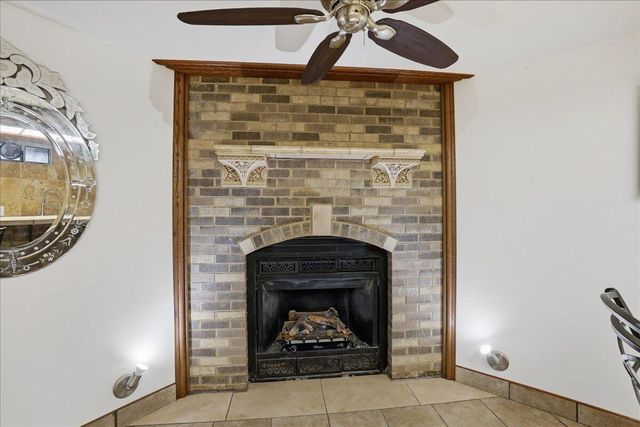 9937 Delaware Place, Highland, IN 46322