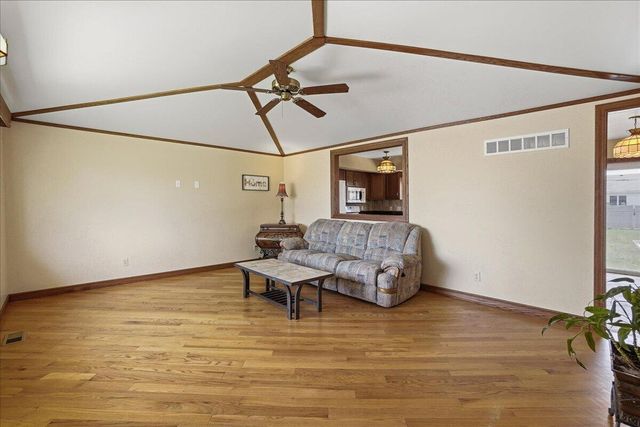 9937 Delaware Place, Highland, IN 46322