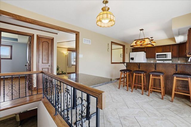 9937 Delaware Place, Highland, IN 46322