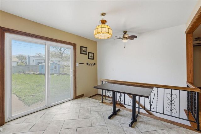 9937 Delaware Place, Highland, IN 46322