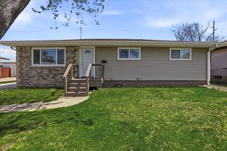 9937 Delaware Place, Highland, IN 46322