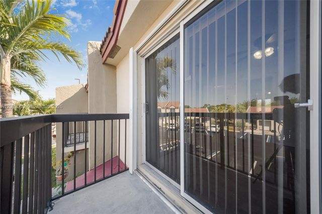 6110 SW 129th Place 1703, Miami, FL 33183