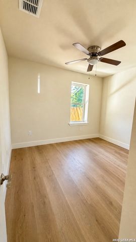 206 Mercedes, San Antonio, TX 78207