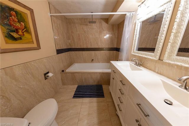 188 Gulfstream ST, Marco Island, FL 34145