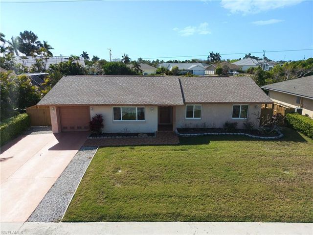 188 Gulfstream ST, Marco Island, FL 34145