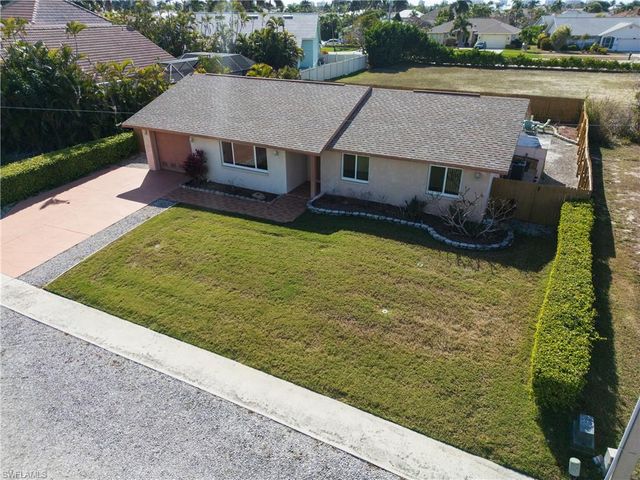 188 Gulfstream ST, Marco Island, FL 34145