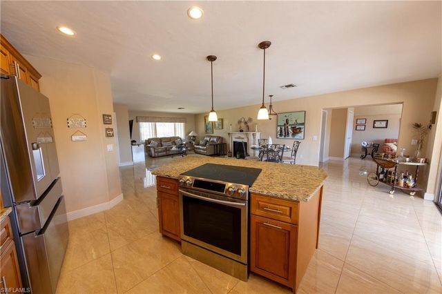 188 Gulfstream ST, Marco Island, FL 34145