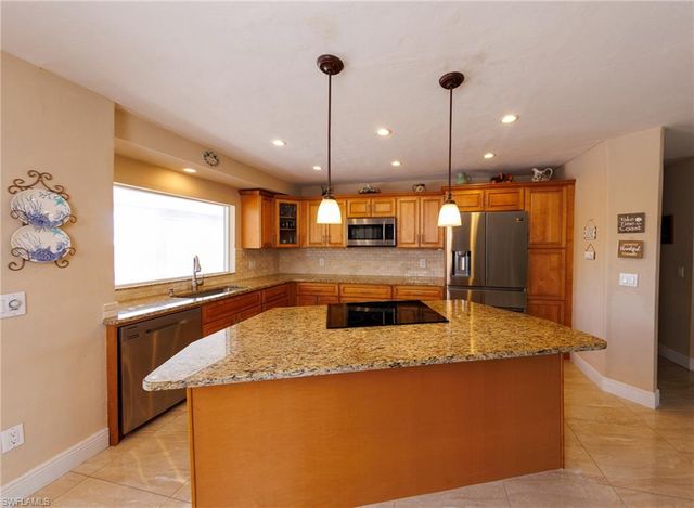 188 Gulfstream ST, Marco Island, FL 34145