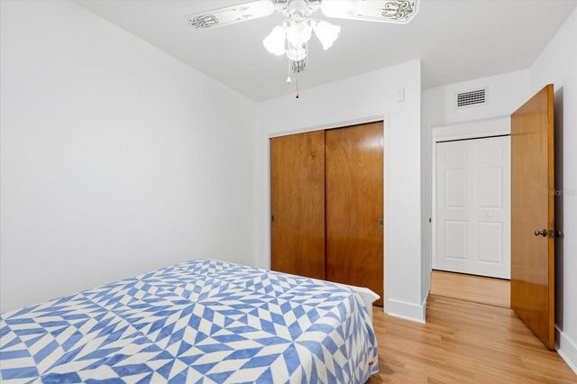 207 W SENECA AVENUE, Tampa, FL 33612