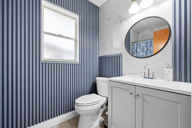 207 W SENECA AVENUE, Tampa, FL 33612