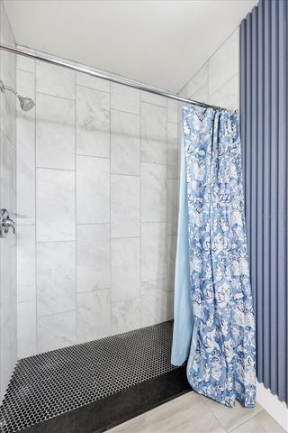 207 W SENECA AVENUE, Tampa, FL 33612