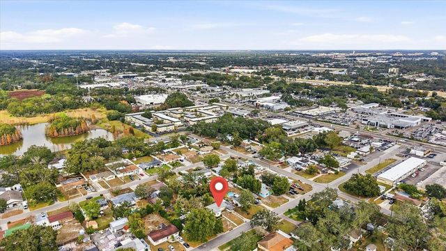 207 W SENECA AVENUE, Tampa, FL 33612