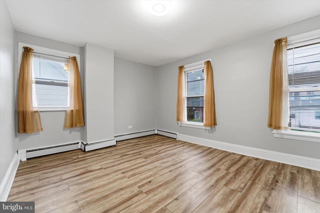 909 PINE ST, Darby, PA 19023